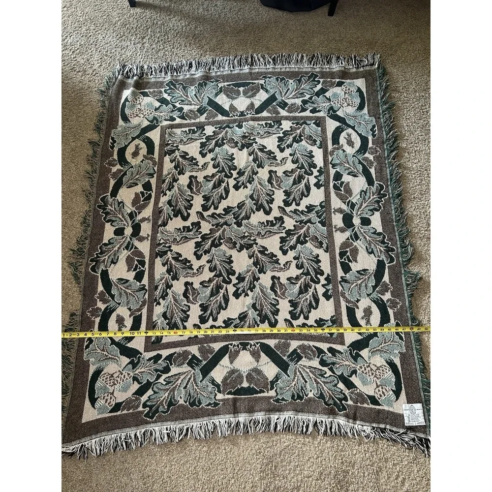 Vintage Crown Crafts Oak Leaves Acorn Green Tapestry Throw Blanket